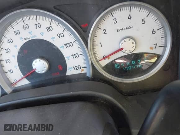 2005 Dodge Durango SLT with VIN 1D4HB48D05F565013, listed as a IAAI auction lot 42490330 with 170,478 mi miles and . Bid and sale history available at DreamBid. Image 7.