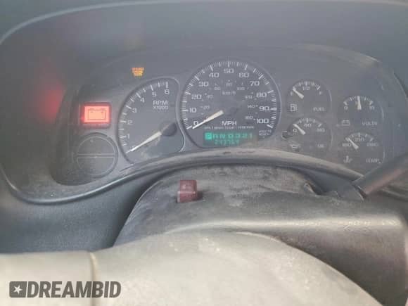 2002 GMC Sierra 1500 z VIN 1GTEC14W22Z331436, wystawiony jako Copart lot #84550994 z przebiegiem 243 764 mil mil oraz Szkoda całkowita • Salvage title. Historia ofert i sprzedaży dostępna na DreamBid. Obrazek 9.