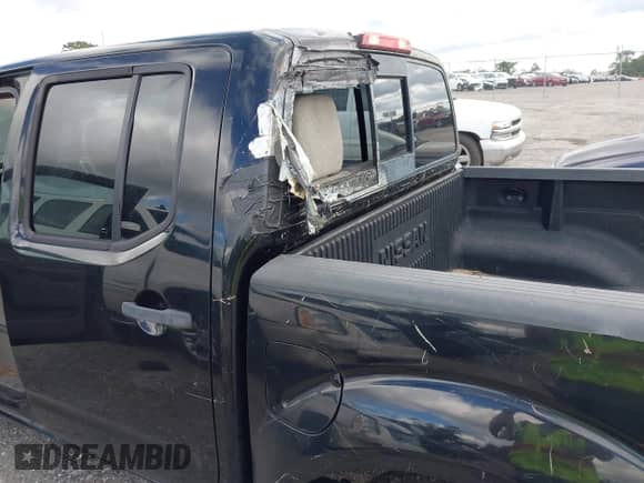 2016 Nissan Frontier S with VIN 1N6AD0ER2GN729837, listed as a IAAI auction lot 43363982 with 195,266 mi miles and . Bid and sale history available at DreamBid. Image 6.