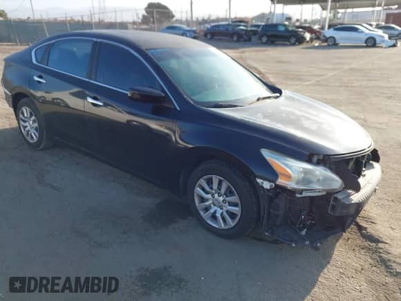 2015 Nissan Altima S z VIN 1N4AL3APXFC236905, wystawiony jako IAAI lot #43183027 z przebiegiem 159 346 mil mil oraz . Historia ofert i sprzedaży dostępna na DreamBid. Obrazek 1.