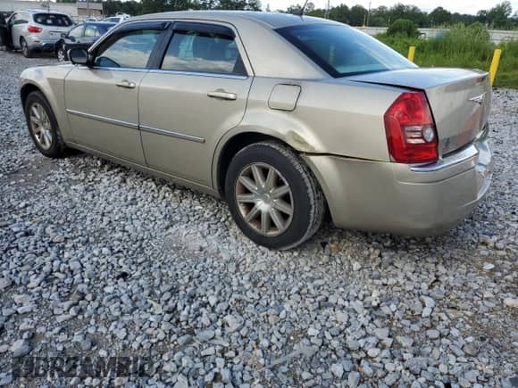 2008 Chrysler 300 Limited with VIN 2C3KA33GX8H237221, listed as a Copart auction lot 59503855 with 128,926 mi miles and Salvage title. Bid and sale history available at DreamBid. Image 2.