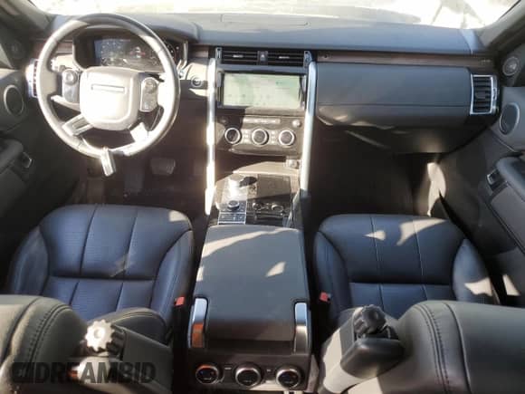 2020 Land Rover Discovery HSE z VIN SALRR2RV6L2416191, wystawiony jako Copart lot #86483924 z przebiegiem 50 242 mil mil oraz Szkoda całkowita • Salvage title. Historia ofert i sprzedaży dostępna na DreamBid. Obrazek 8.