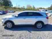 2019 Kia Sorento S with VIN 5XYPGDA58KG572314, listed as a IAAI auction lot 43425458 with 128,901 mi miles and . Bid and sale history available at DreamBid. Image 14.