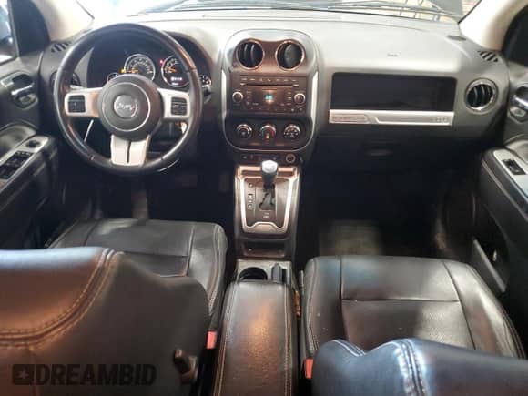 2015 Jeep Compass High Altitude с VIN 1C4NJDEB4FD426683, выставлен на аукционе Copart как лот 66162655 с пробегом 118 662 миль миль и На запчасти • Non repairable. История ставок и продаж доступна на DreamBid. Изображение 8.