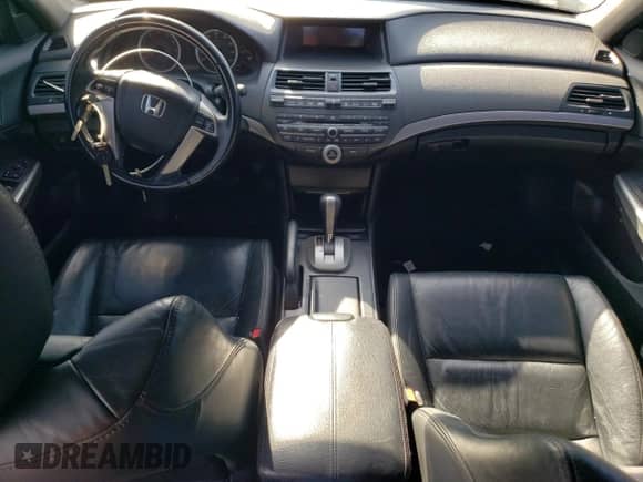 2009 Honda Accord EX-L with VIN 1HGCP36819A006177, listed as a Copart auction lot 82541815 with 222,117 mi miles and Clean title. Bid and sale history available at DreamBid. Image 8.