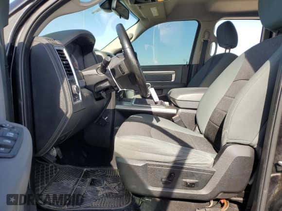 2015 Ram 1500 SLT z VIN 1C6RR7GG8FS664432, wystawiony jako Copart lot #88701415 z przebiegiem 203 418 mil mil oraz Szkoda całkowita • Salvage title. Historia ofert i sprzedaży dostępna na DreamBid. Obrazek 7.