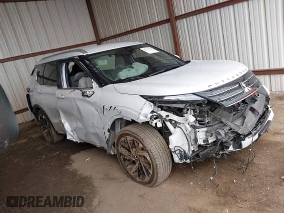 2023 Mitsubishi Outlander SEL with VIN JA4J4VA8XPZ037986, listed as a IAAI auction lot 41777200 with 49,445 mi miles and . Bid and sale history available at DreamBid. Image 14.