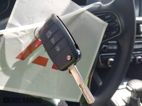 2018 Kia Optima LX с VIN 5XXGT4L35JG232662, выставлен на аукционе IAAI как лот 43148510 с пробегом 156 370 миль миль и . История ставок и продаж доступна на DreamBid. Изображение 11.