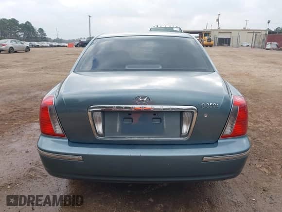 2004 Hyundai XG с VIN KMHFU45E94A300948, выставлен на аукционе IAAI как лот 41797851 с пробегом 181 584 миль миль и . История ставок и продаж доступна на DreamBid. Изображение 16.