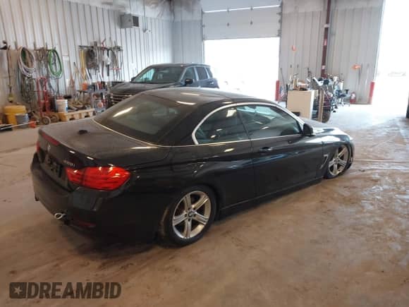 2015 BMW 4 Series 428i xDrive с VIN WBA3T1C51FP819792, выставлен на аукционе IAAI как лот 42367970 с пробегом 62 920 миль миль и . История ставок и продаж доступна на DreamBid. Изображение 4.