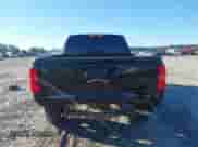 2018 Chevrolet Silverado 1500 LT z VIN 3GCUKRECXJG276511, wystawiony jako IAAI lot #43460009 z przebiegiem 151 453 mil mil oraz . Historia ofert i sprzedaży dostępna na DreamBid. Obrazek 16.