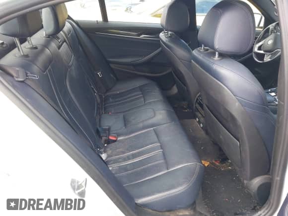 2017 BMW 5 Series 530i xDrive с VIN WBAJA7C30HWA70963, выставлен на аукционе IAAI как лот 43555246 с пробегом 142 310 миль миль и . История ставок и продаж доступна на DreamBid. Изображение 8.