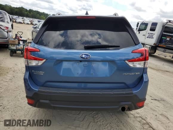 2024 Subaru Forester Limited with VIN JF2SKALC8RH442457, listed as a Copart auction lot 68108015 with 18,592 mi miles and Salvage title. Bid and sale history available at DreamBid. Image 6.