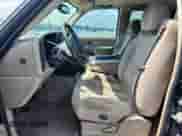 2005 GMC Sierra 1500 SLE z VIN 1GTEC19V35Z358407, wystawiony jako Copart lot #57857785 z przebiegiem 216 154 mil mil oraz Szkoda całkowita • Salvage title. Historia ofert i sprzedaży dostępna na DreamBid. Obrazek 7.