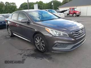 2015 Hyundai Sonata Limited z VIN 5NPE34AF0FH128984, wystawiony jako IAAI lot #42991333 z przebiegiem 166 354 mil mil oraz . Historia ofert i sprzedaży dostępna na DreamBid. Obrazek 1.