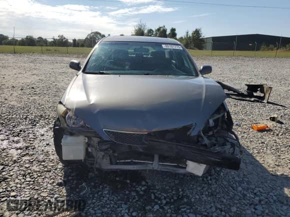 2005 Toyota Camry LE с VIN 4T1BE30K35U562581, выставлен на аукционе Copart как лот 80101715 с пробегом 135 351 миль миль и Списание • Salvage title. История ставок и продаж доступна на DreamBid. Изображение 5.