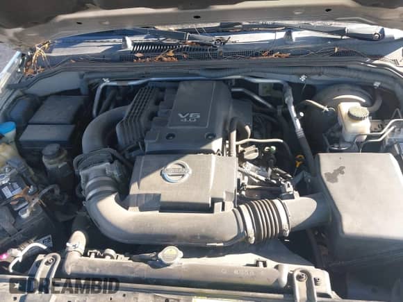 2011 Nissan Frontier Pro-4X z VIN 1N6AD0EV3BC434991, wystawiony jako IAAI lot #42086934 z przebiegiem 189 908 mil mil oraz . Historia ofert i sprzedaży dostępna na DreamBid. Obrazek 10.