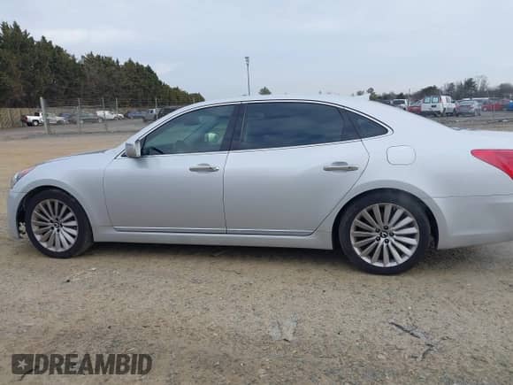 2016 Hyundai Equus Ultimate с VIN KMHGH4JH8GU101062, выставлен на аукционе IAAI как лот 41456304 с пробегом 134 474 миль миль и . История ставок и продаж доступна на DreamBid. Изображение 14.