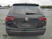 2021 Volkswagen Tiguan SE с VIN 3VV2B7AX0MM132350, выставлен на аукционе Copart как лот 81705235 с пробегом 53 670 миль миль и Списание • Salvage title. История ставок и продаж доступна на DreamBid. Изображение 6.