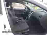 2012 Chevrolet Malibu 1LT z VIN 1G1ZC5E07CF110980, wystawiony jako IAAI lot #43422406 z przebiegiem 91 381 mil mil oraz . Historia ofert i sprzedaży dostępna na DreamBid. Obrazek 5.