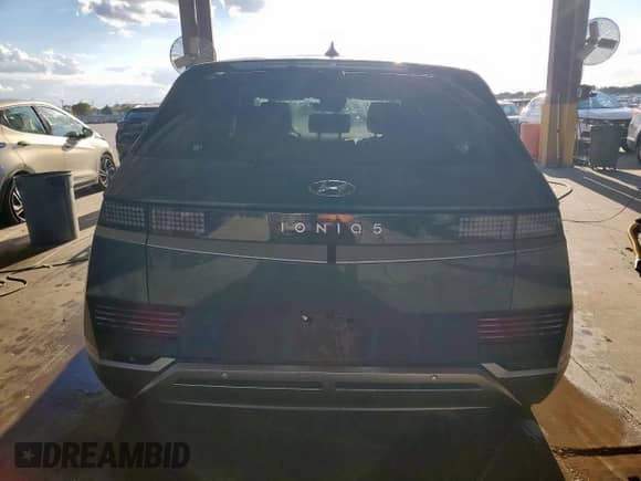 2023 Hyundai Ioniq 5 SEL z VIN KM8KNDAF4PU229591, wystawiony jako Copart lot #85277655 z przebiegiem 25 066 mil mil oraz Nie do naprawy • Non repairable. Historia ofert i sprzedaży dostępna na DreamBid. Obrazek 6.