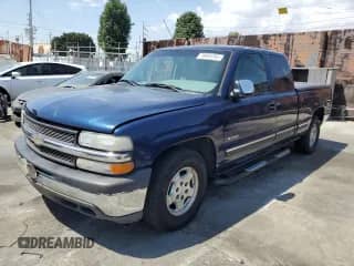 2000 Chevrolet Silverado 1500 LS z VIN 1GCEC19TXYZ339047, wystawiony jako Copart lot #70685765 z przebiegiem 223 333 mil mil oraz Czysty tytuł • Clean title. Historia ofert i sprzedaży dostępna na DreamBid. Obrazek 1.