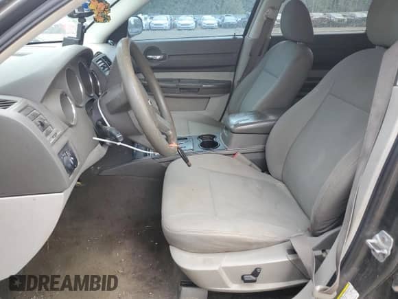 2008 Dodge Magnum with VIN 2D4FV47T78H166352, listed as a Copart auction lot 69575525 with 237,121 mi miles and Clean title. Bid and sale history available at DreamBid. Image 7.