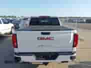 2023 GMC Sierra 1500 Denali z VIN 3GTUUGED4PG345211, wystawiony jako IAAI lot #42995625 z przebiegiem 63 396 mil mil oraz . Historia ofert i sprzedaży dostępna na DreamBid. Obrazek 16.