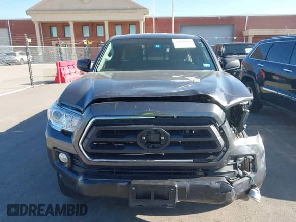2023 Toyota Tacoma SR z VIN 3TYSZ5AN0PT105784, wystawiony jako IAAI lot #43490092 z przebiegiem 108 330 mil mil oraz . Historia ofert i sprzedaży dostępna na DreamBid. Obrazek 12.