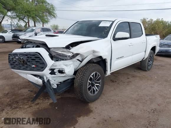 2021 Toyota Tacoma SR5 с VIN 5TFAZ5CN3MX115168, выставлен на аукционе IAAI как лот 43085128 с пробегом 58 720 миль миль и . История ставок и продаж доступна на DreamBid. Изображение 2.