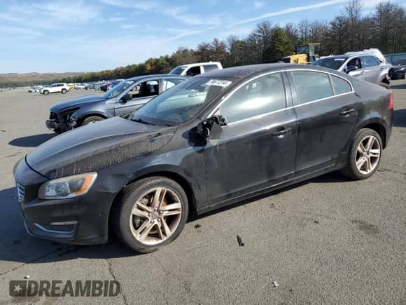 2015 Volvo S60 T5 Platinum с VIN YV1612TM9F2356357, выставлен на аукционе Copart как лот 74677214 с пробегом 110 395 миль миль и Чистый • Clean title. История ставок и продаж доступна на DreamBid. Изображение 1.
