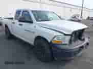 2012 Ram 1500 Express z VIN 1C6RD7FT8CS225966, wystawiony jako IAAI lot #43181465 z przebiegiem 347 015 mil mil oraz . Historia ofert i sprzedaży dostępna na DreamBid. Obrazek 1.