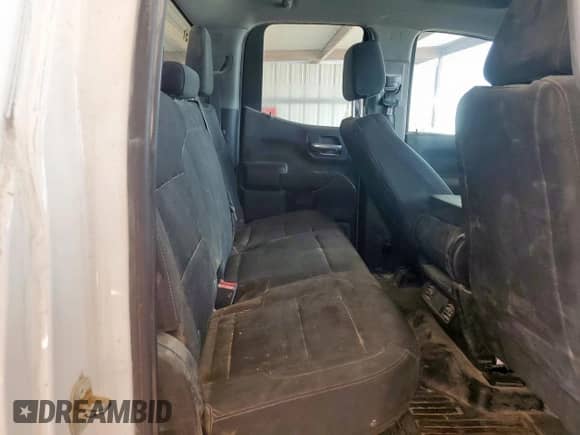 2023 Chevrolet Silverado 1500 Work Truck z VIN 1GCRDAED9PZ109799, wystawiony jako Copart lot #61101365 z przebiegiem 93 833 mil mil oraz Czysty tytuł • Clean title. Historia ofert i sprzedaży dostępna na DreamBid. Obrazek 10.