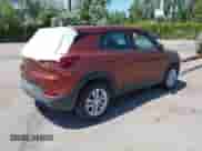 2021 Chevrolet TrailBlazer LS z VIN KL79MNSL3MB054870, wystawiony jako IAAI lot #42615832 z przebiegiem 26 373 mil mil oraz . Historia ofert i sprzedaży dostępna na DreamBid. Obrazek 4.