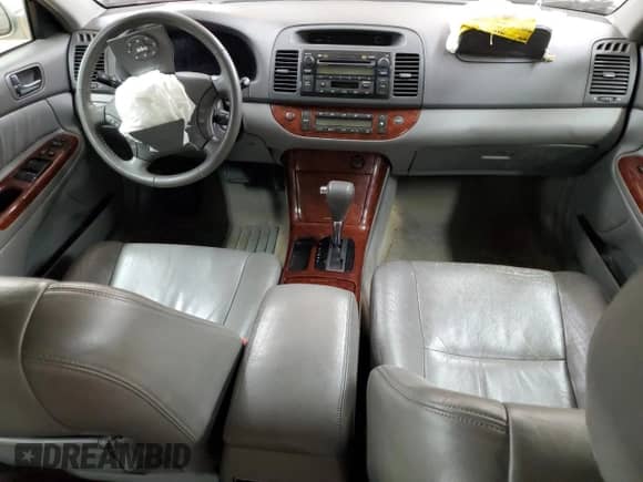 2005 Toyota Camry LE with VIN JTDBF30K750164847, listed as a Copart auction lot 80190685 with Not provided miles and Salvage title. Bid and sale history available at DreamBid. Image 8.