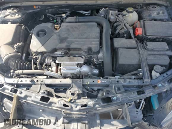 2020 Chevrolet Malibu LS z VIN 1G1ZB5ST8LF138014, wystawiony jako Copart lot #71887135 z przebiegiem 70 275 mil mil oraz Szkoda całkowita • Salvage title. Historia ofert i sprzedaży dostępna na DreamBid. Obrazek 11.