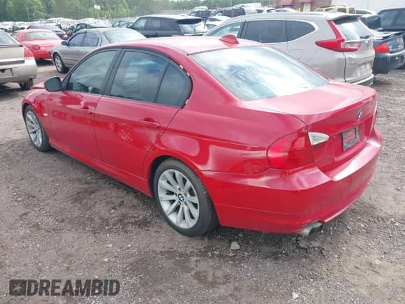 2009 BMW 3 Series 328i with VIN WBAPH73599A175407, listed as a IAAI auction lot 42446983 with 216,771 mi miles and . Bid and sale history available at DreamBid. Image 3.