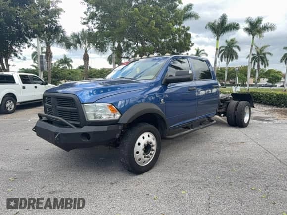 2011 Dodge RAM with VIN 3D6WU6CL5BG616552, listed as a Copart auction lot 90671595 with 208,863 mi miles and Clean title. Bid and sale history available at DreamBid. Image 2.