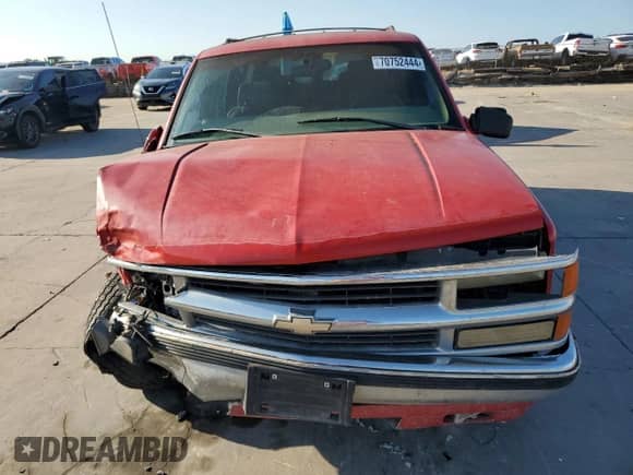 1997 Chevrolet Suburban с VIN 1GBFK16R4VJ347871, выставлен на аукционе Copart как лот 70752444 с пробегом 230 712 миль миль и Списание • Salvage title. История ставок и продаж доступна на DreamBid. Изображение 5.