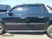 2009 Chevrolet Avalanche LTZ z VIN 3GNFK32029G183386, wystawiony jako IAAI lot #42158590 z przebiegiem 307 685 mil mil oraz . Historia ofert i sprzedaży dostępna na DreamBid. Obrazek 15.