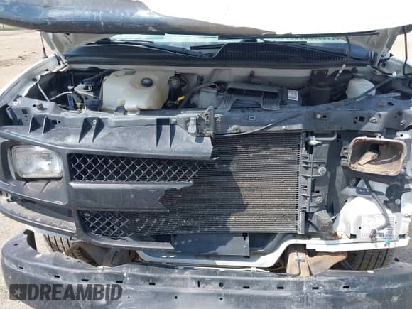 2004 Chevrolet Express Cargo with VIN 1GCGG25V541190114, listed as a IAAI auction lot 42506564 with 188,849 mi miles and . Bid and sale history available at DreamBid. Image 10.