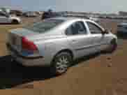 2001 Volvo S60 с VIN YV1RS61R412049929, выставлен на аукционе Copart как лот 69078954 с пробегом Не указан миль и Списание • Salvage title. История ставок и продаж доступна на DreamBid. Изображение 3.