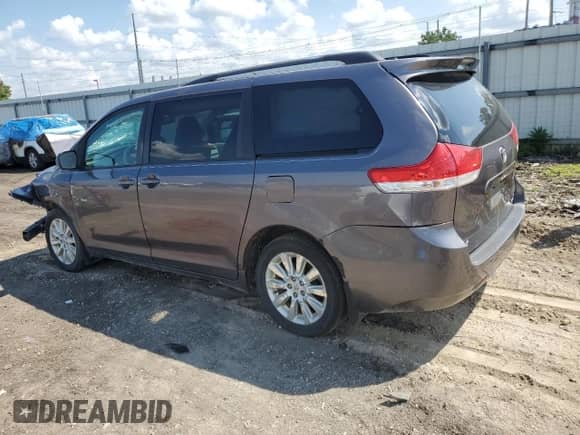 2012 Toyota Sienna LE with VIN 5TDJK3DC5CS037552, listed as a Copart auction lot 67545935 with Not provided miles and Salvage title. Bid and sale history available at DreamBid. Image 2.