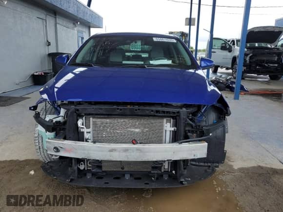 2021 Hyundai Ioniq Limited with VIN KMHC05LC9MU255188, listed as a Copart auction lot 65061035 with 20,111 mi miles and Salvage title. Bid and sale history available at DreamBid. Image 5.