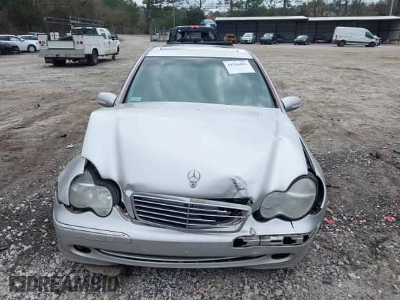 2004 Mercedes-Benz C 320 with VIN WDBRF64J34F488308, listed as a IAAI auction lot 41516891 with 160,855 mi miles and . Bid and sale history available at DreamBid. Image 12.