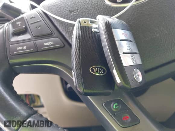 2014 Kia Sorento LX с VIN 5XYKT3A61EG527244, выставлен на аукционе IAAI как лот 43348527 с пробегом 142 856 миль миль и . История ставок и продаж доступна на DreamBid. Изображение 11.