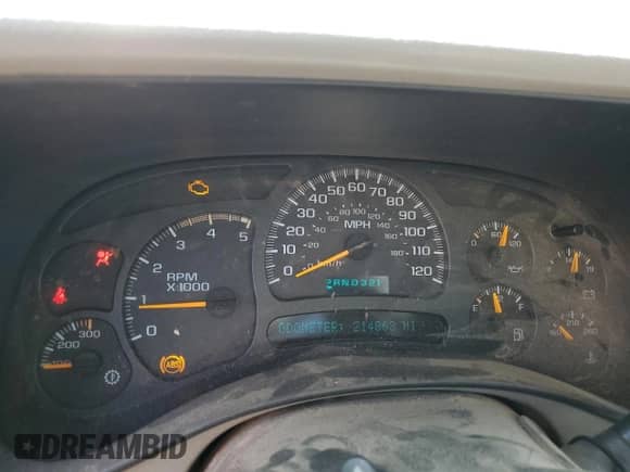 2005 Chevrolet Silverado 3500 SRW LT с VIN 1GCHK332X5F904678, выставлен на аукционе Copart как лот 56480865 с пробегом 214 863 миль миль и Списание • Salvage title. История ставок и продаж доступна на DreamBid. Изображение 9.