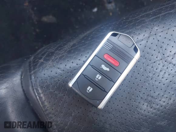 2011 Acura TL Technology with VIN 19UUA8F50BA005035, listed as a IAAI auction lot 43367825 with 261,356 mi miles and . Bid and sale history available at DreamBid. Image 11.