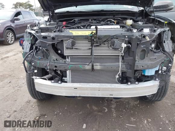 2024 Toyota Tacoma SR5 with VIN 3TYLB5JN1RT039046, listed as a IAAI auction lot 41610499 with 6,455 mi miles and . Bid and sale history available at DreamBid. Image 6.