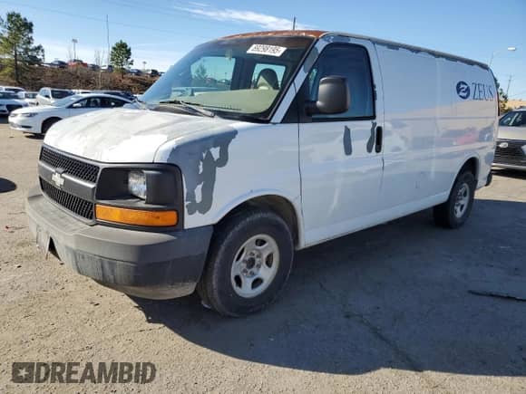 2004 Chevrolet Express Cargo z VIN 1GCFG15X241109660, wystawiony jako Copart lot #89298195 z przebiegiem 100 206 mil mil oraz Czysty tytuł • Clean title. Historia ofert i sprzedaży dostępna na DreamBid. Obrazek 1.
